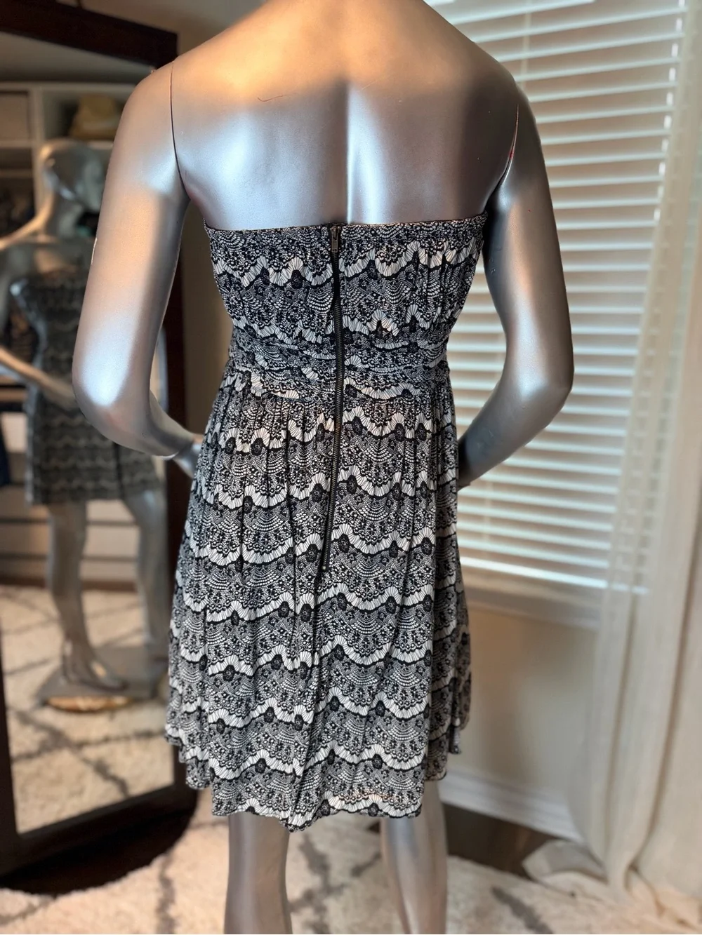 YA Los Angeles Strapless Lace Print Mini Dress Medium Cotton Blend Smocked Zip